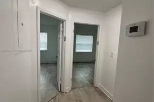 13485 SW 28th St, Miami, FL 33175 - Photo 16