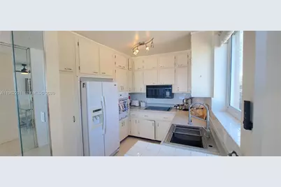 345 N Fort Lauderdale Beach Blvd #202, Fort Lauderdale, FL 33304 - Photo 6