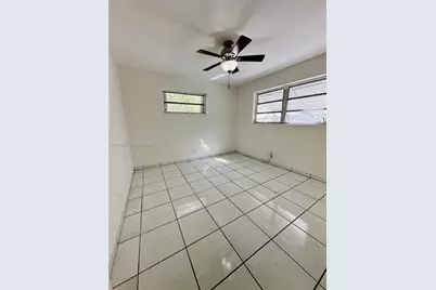 2319 Jackson St #6, Hollywood, FL 33020 - Photo 10
