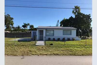 1401 NW 8th Ave, Homestead, FL 33030 - Photo 2