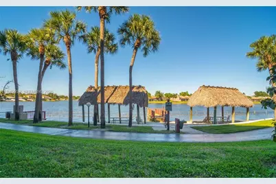 1100 Colony Point Cir #509, Pembroke Pines, FL 33026 - Photo 2