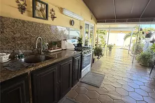 14831 SW 82nd St, Miami, FL 33193 - Photo 10