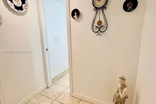 20500 W Country Club Dr, Aventura, FL 33180 - Photo 4