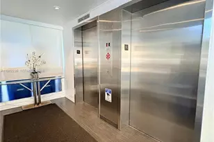 20500 W Country Club Dr, Aventura, FL 33180 - Photo 24