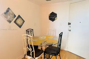 1301 NE Miami Gardens Dr, Miami, FL 33179 - Photo 12