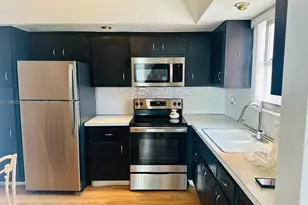 1301 NE Miami Gardens Dr, Miami, FL 33179 - Photo 10