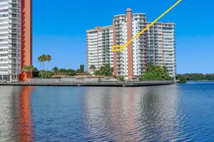 1301 NE Miami Gardens Dr, Miami, FL 33179 - Photo 1