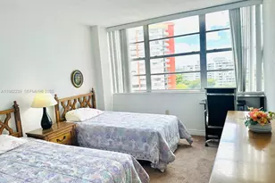 1301 NE Miami Gardens Dr, Miami, FL 33179 - Photo 16