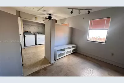 581 SW Banks Ter, Port Saint Lucie, FL 34953 - Photo 6