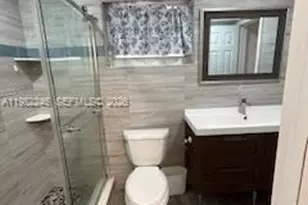 215 SE 3rd Ave, Hallandale Beach, FL 33009 - Photo 16