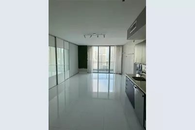 90 SW 3rd St #3203, Miami, FL 33130 - Photo 1