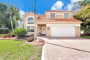 2632 Oak Park Cir, Davie, FL 33328 - Photo 16