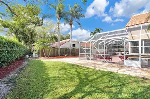 2632 Oak Park Cir, Davie, FL 33328 - Photo 14