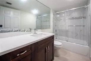 1713 Whitehall Dr, Davie, FL 33324 - Photo 14