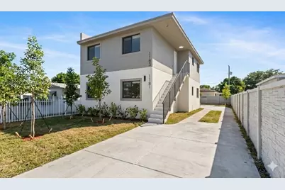 1181 NW 66 St, Miami, FL 33150 - Photo 2