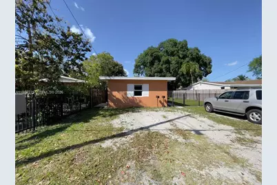 279 NW 96th St #279, Miami, FL 33150 - Photo 1