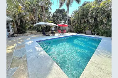 521 E Evanston Cir, Fort Lauderdale, FL 33312 - Photo 2