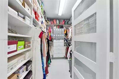 7000 Island Blvd #2609, Aventura, FL 33160 - Photo 40