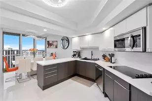 7000 Island Blvd, Aventura, FL 33160 - Photo 16