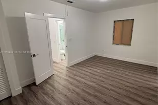 1014 W 66th St, Hialeah, FL 33012 - Photo 38