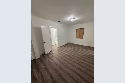 1014 W 66th St, Hialeah, FL 33012 - Photo 38