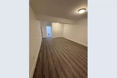 1014 W 66th St, Hialeah, FL 33012 - Photo 34