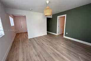 1300 NE 110th St, Miami, FL 33161 - Photo 10