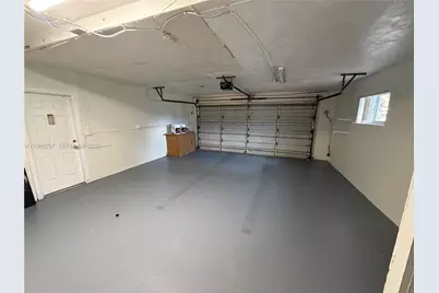 6895 Loch Ness Dr #n/a, Miami Lakes, FL 33014 - Photo 12