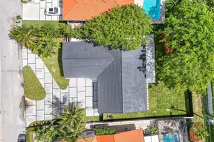 11660 Canal Dr, North Miami, FL 33181 - Photo 20