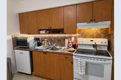 2620 SW 51st St #1-2, Dania Beach, FL 33312 - Photo 4