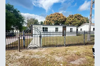 3515 NW 213th St, Miami Gardens, FL 33056 - Photo 2