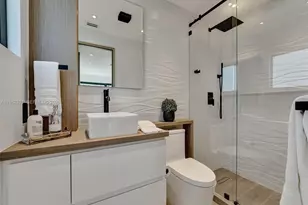 2066 NE 174th St, North Miami Beach, FL 33162 - Photo 44