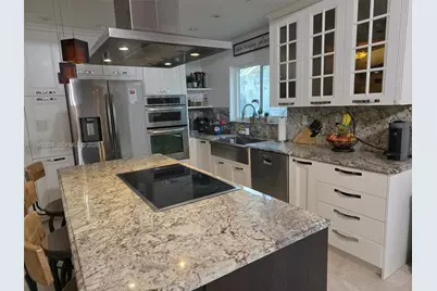 14530 SW 110th St, Miami, FL 33186 - Photo 12