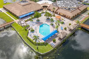 8950 Sunrise Lakes Blvd, Sunrise, FL 33322 - Photo 46