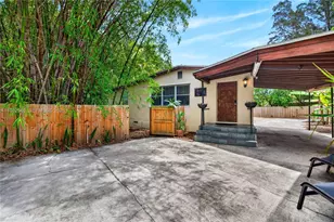 749 NW 43rd St, Oakland Park, FL 33309 - Photo 22