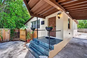 749 NW 43rd St, Oakland Park, FL 33309 - Photo 20