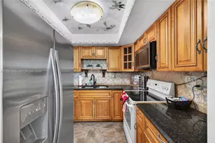 749 NW 43rd St, Oakland Park, FL 33309 - Photo 24