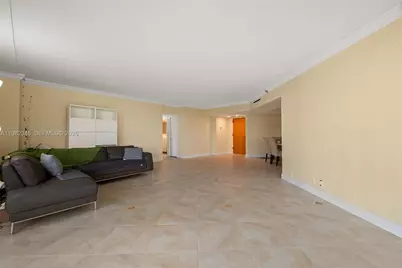 19667 Turnberry Way #4H, Aventura, FL 33180 - Photo 6