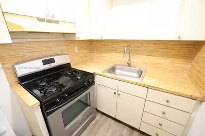 2799 E 4th Ave #18, Hialeah, FL 33013 - Photo 2