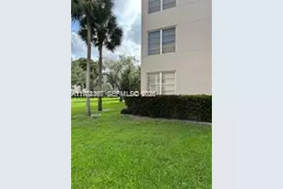 9501 Seagrape Dr #101, Davie, FL 33324 - Photo 10
