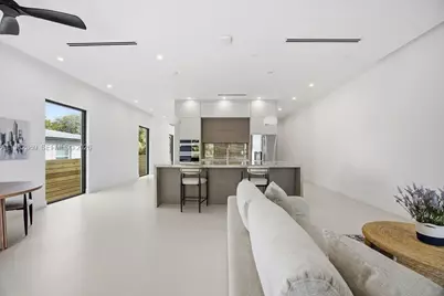 1321 NE 13th Ave #1321, Fort Lauderdale, FL 33304 - Photo 16