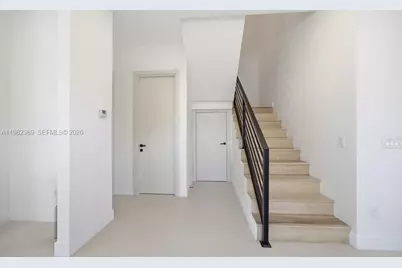 1321 NE 13th Ave #1321, Fort Lauderdale, FL 33304 - Photo 10