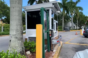 3001 SE 17th Ave, Homestead, FL 33035 - Photo 4