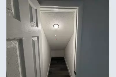 7155 W 2nd Way, Hialeah, FL 33014 - Photo 16