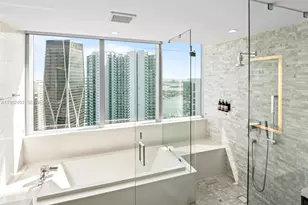 851 NE 1st Ave, Miami, FL 33132 - Photo 20