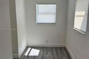 1033 NW 3rd Ave, Fort Lauderdale, FL 33311 - Photo 2