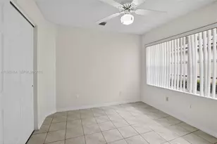 1281 NW 170th Ave, Pembroke Pines, FL 33028 - Photo 22