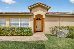 1281 NW 170th Ave, Pembroke Pines, FL 33028 - Photo 10