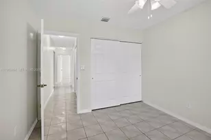 1281 NW 170th Ave, Pembroke Pines, FL 33028 - Photo 26