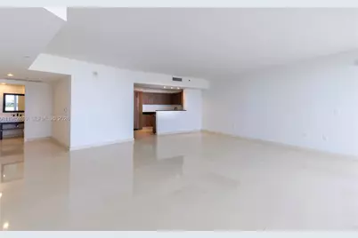 400 Alton Rd #1102, Miami Beach, FL 33139 - Photo 2